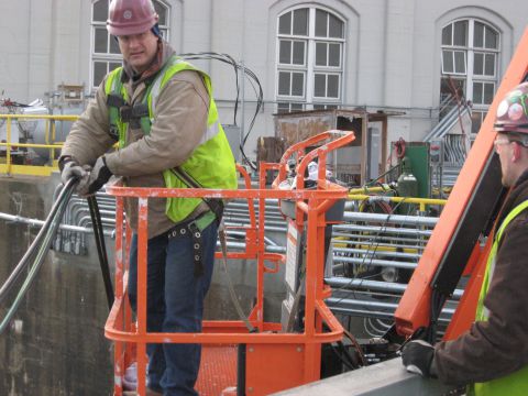 IBEW Local 743 Worked To Complete Susquehanna River : Holtwood Plant